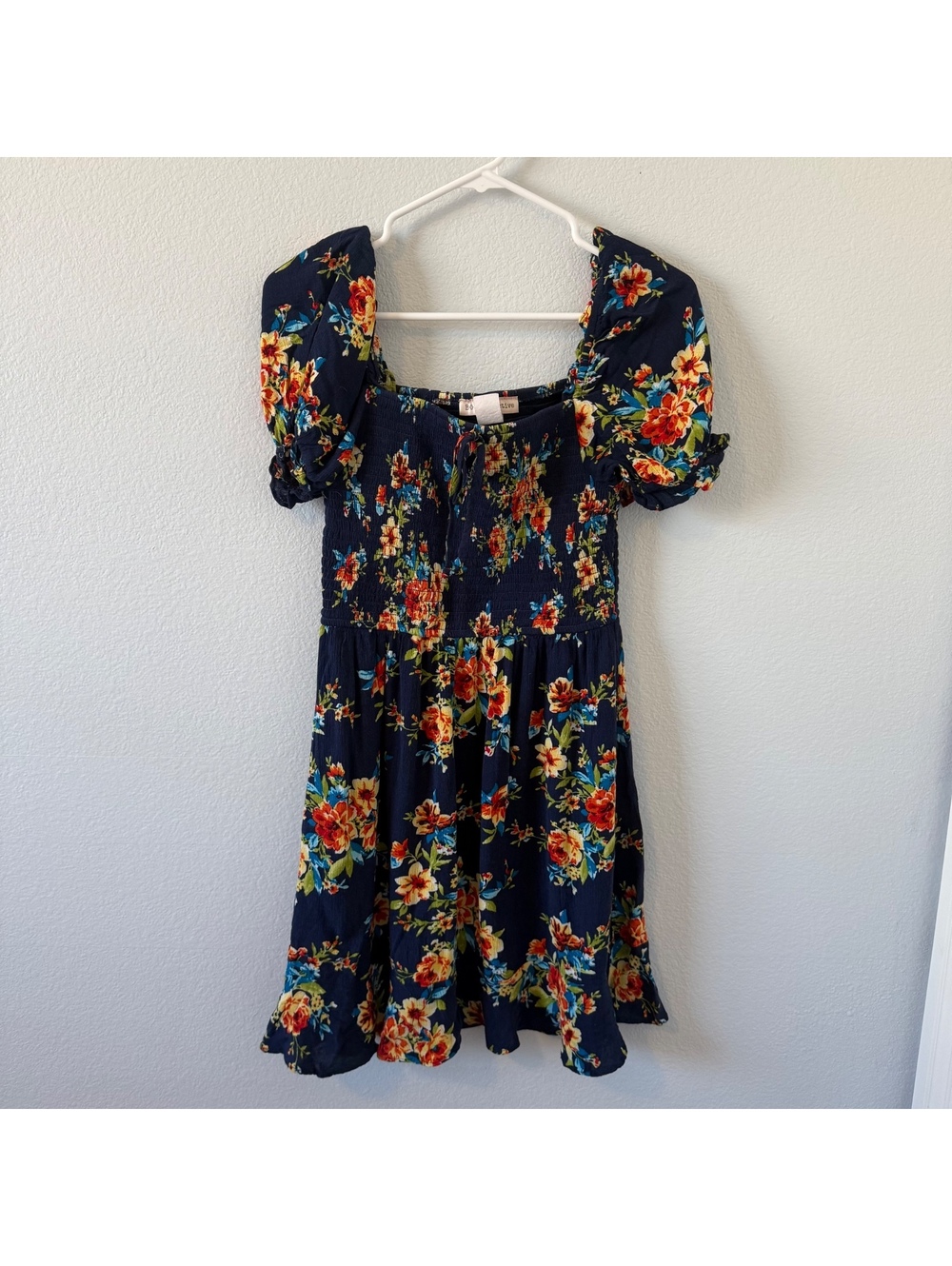 BOG Collective Navy Blue Floral Smocked Bodice Dress w Puff Sleeves Size S
